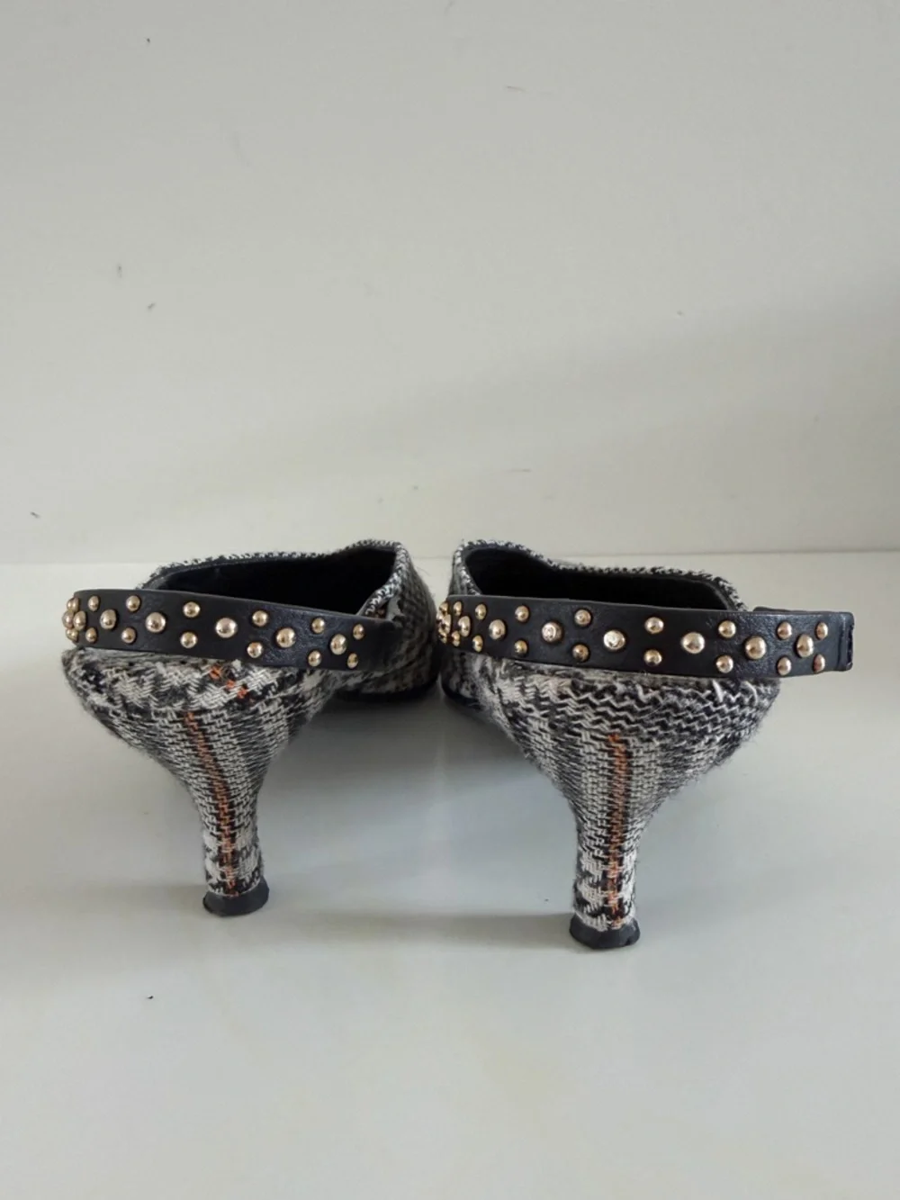 DOROTHEE SCHUMACHER • Check It Out Kitten Heel Pump in Grey - Picture 6 of 14